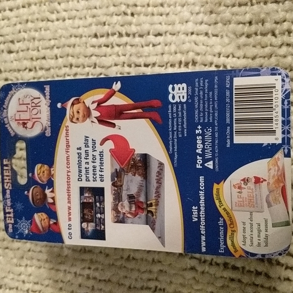 "the Elf on the Shelf" Holiday Santa Figurine - Picture 2 of 9
